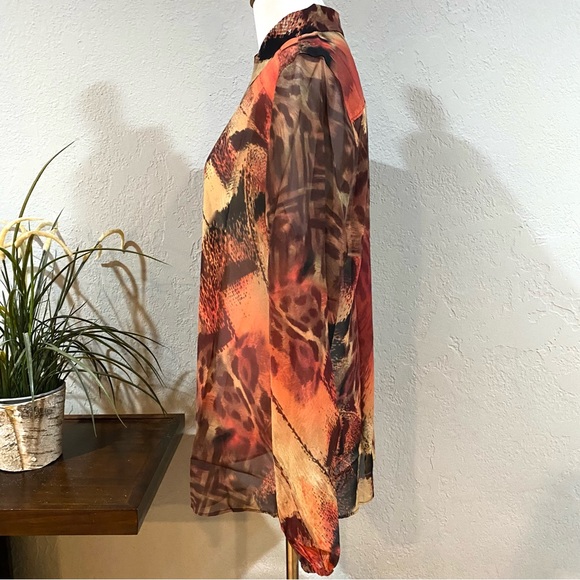 NWT Da-Nang Silk Abstract Print Button Up Blouse, M - Picture 5 of 15